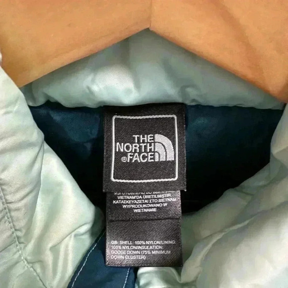 The North Face  550 Blue Puffer Vest Small - Picture 3 of 5